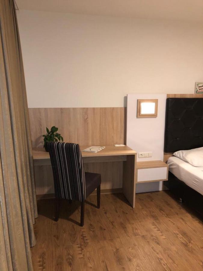 הליין Gastehaus Penny Rooms N מראה חיצוני תמונה