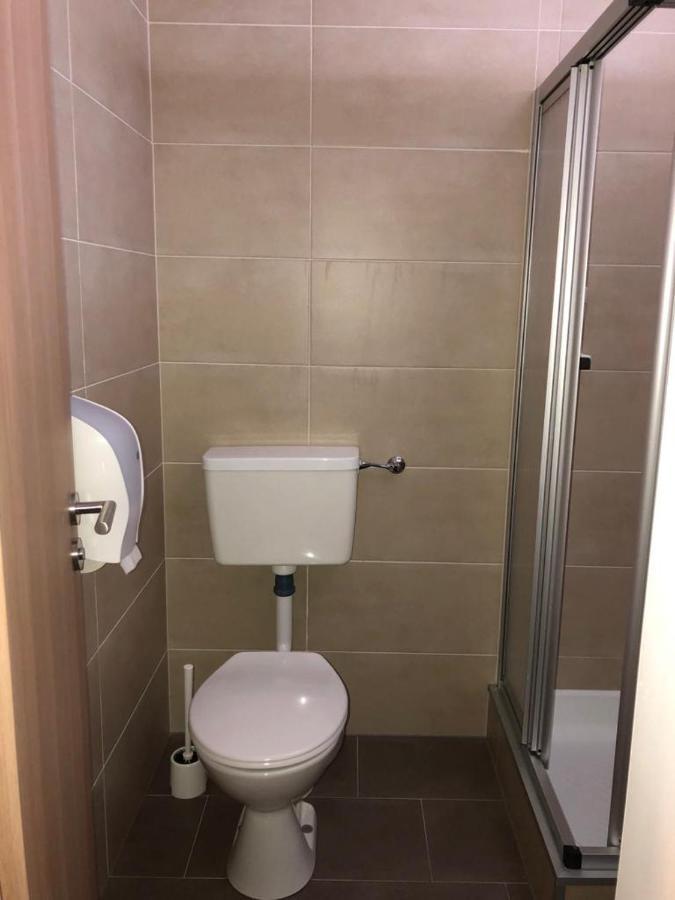 הליין Gastehaus Penny Rooms N מראה חיצוני תמונה