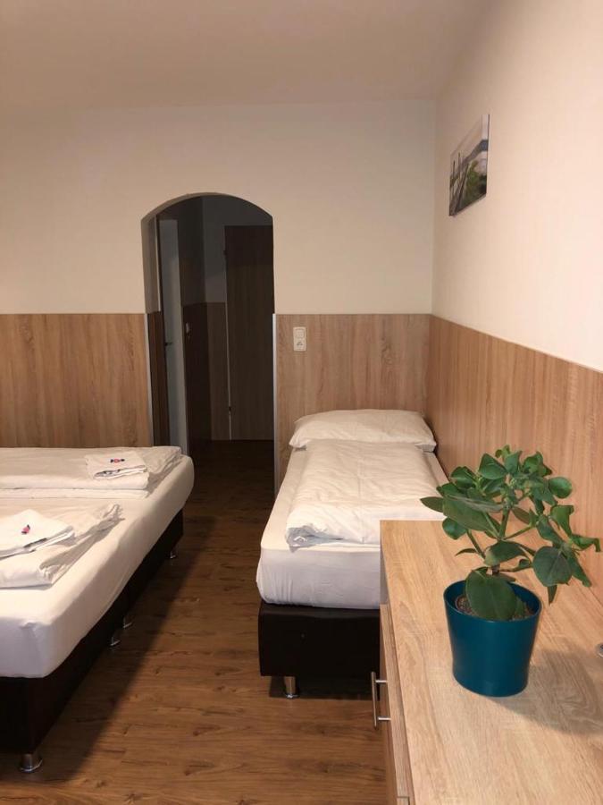 הליין Gastehaus Penny Rooms N מראה חיצוני תמונה