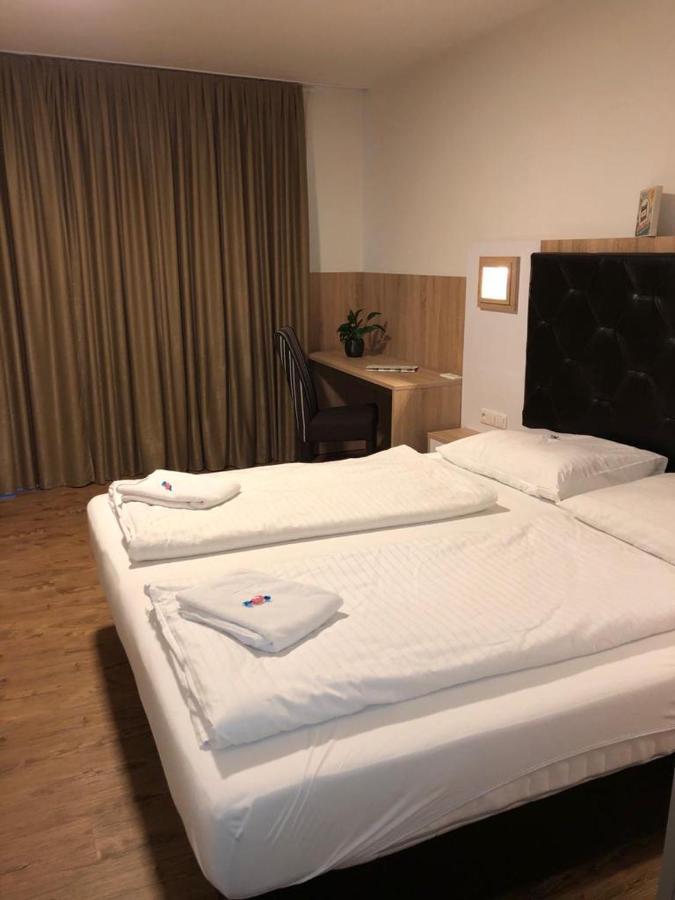 הליין Gastehaus Penny Rooms N מראה חיצוני תמונה